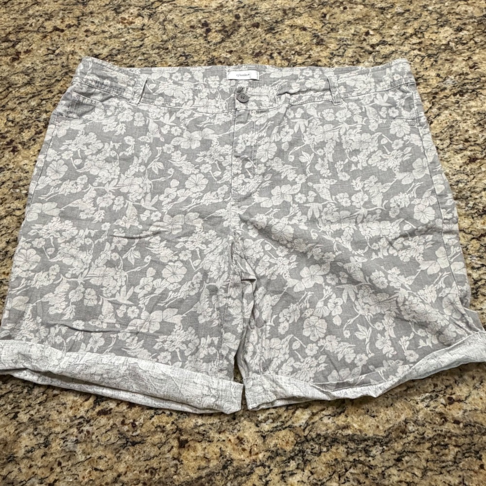 CJ Banks Womens 22W Grey Floral Linen Blend Cuffed Bermuda Shorts 00017-8206
